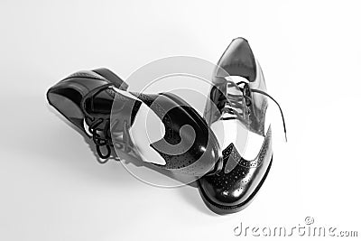  White Dress Shoes on Men S Wingtip Black And White Shoes  Click Image To Zoom